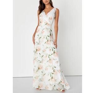Lulu's Romantic Possibilities White Floral Print Maxi Dress Medium Princesscore